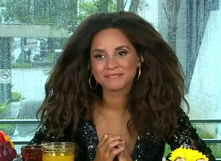 Domitila tem sonho premonitório com derrame e recebe notícia chocante