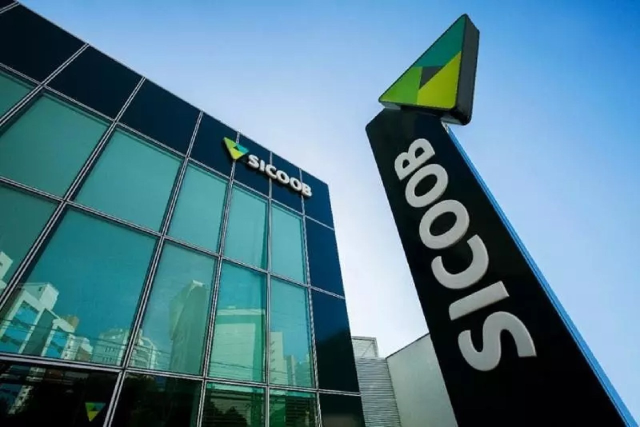 Sicoob: 375 vagas de emprego abertas em diversas regiões do Brasil