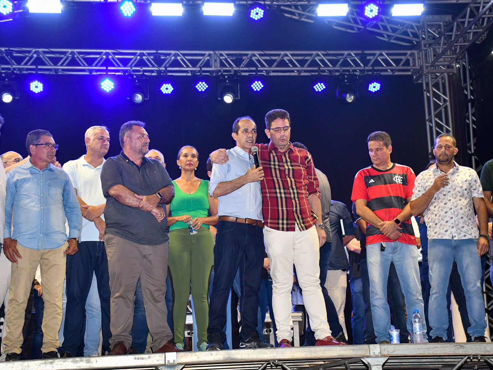 Zequinha entrega Complexo de Esporte e Lazer; obra estava parada há 7 anos