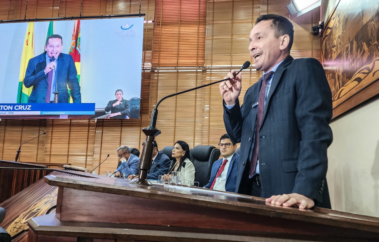 Na Aleac, deputado diz que roçadores ganham melhor do que servidores da Saúde