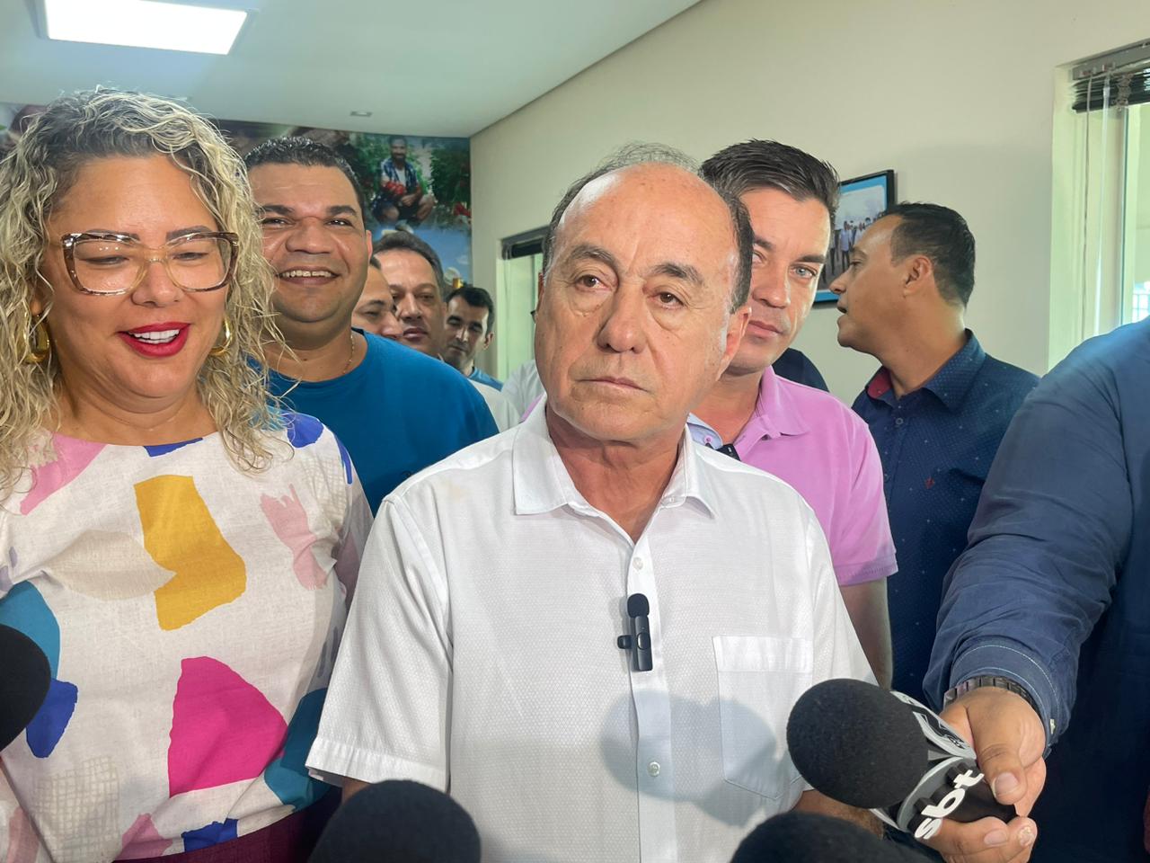 Bocalom dá detalhes de processo seletivo com quase 400 vagas em Rio Branco; confira
