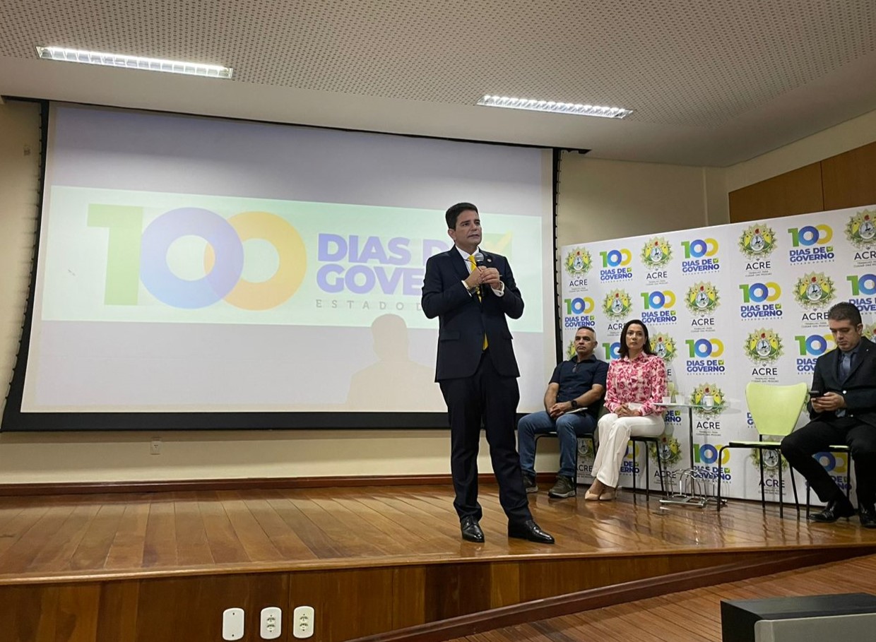 Ao apresentar plano dos 100 dias, Gladson critica oposição e dá ordem a secretários