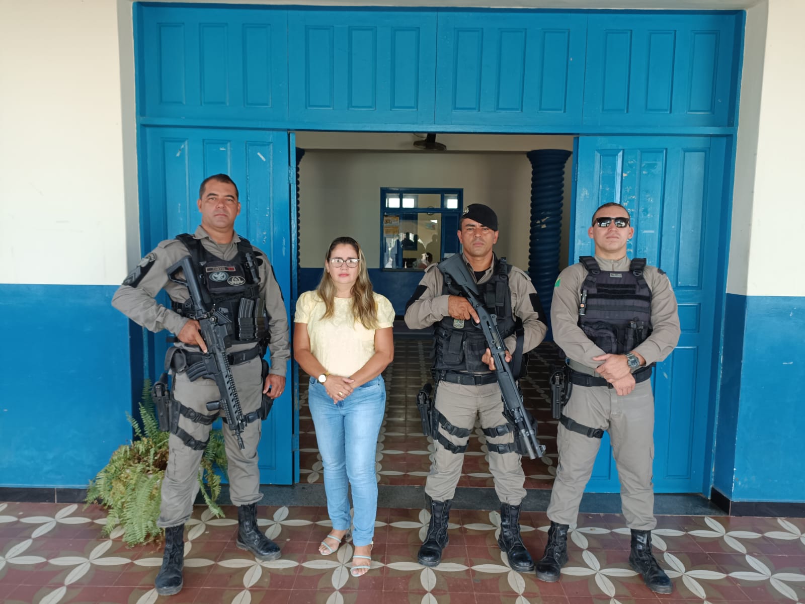 Boatos de invasão em escola de Sena gera confusão e gestor se posiciona