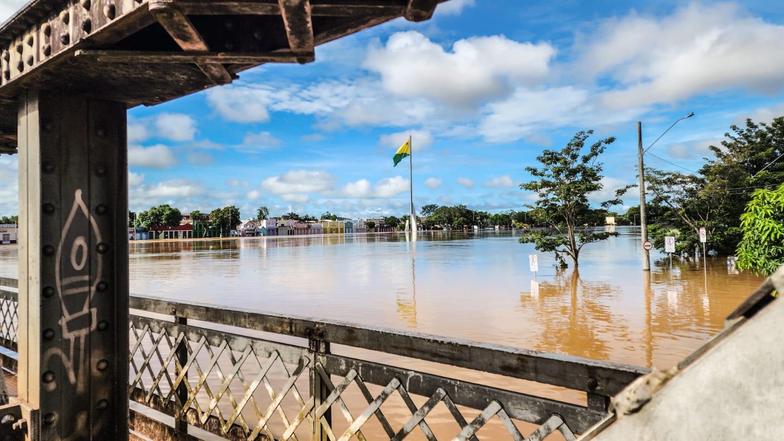 Rio Acre baixa mais 4cm e atinge a marca de 17,33 em Rio Branco