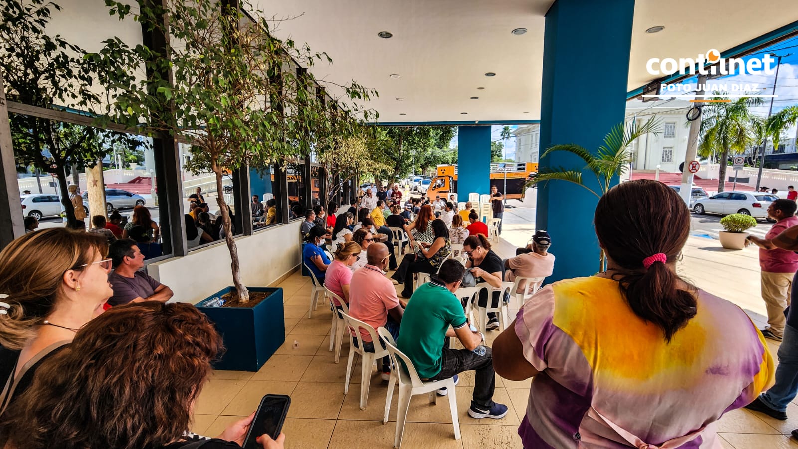Servidores de diversas áreas vão à Aleac para manifestar reajuste salarial
