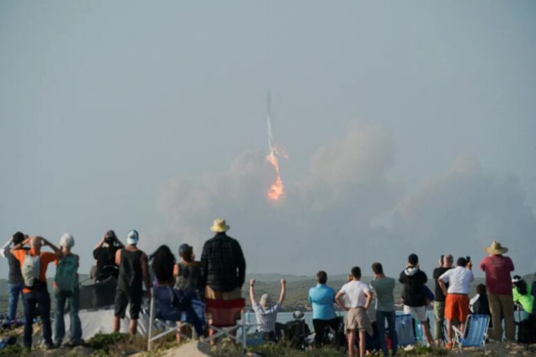 Foguete Starship da SpaceX explode apĂłs lançamento; VĂDEO
