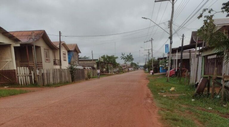 Bebê de 20 semanas é encontrado às margens de avenida em Boca do Acre