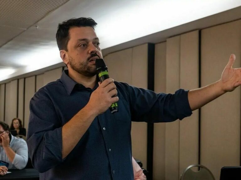 Médico do Acre diz que não há remédio que aumente a imunidade e faz alerta sobre coquetéis