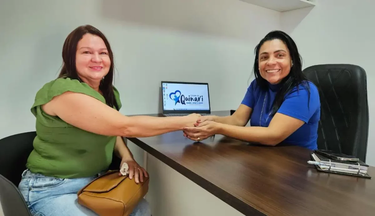 Secretária de prefeita no Acre é acusada de prevaricação por aliada na eleição passada Secretária de prefeita no Acre é acusada de prevaricação por aliada na eleição passada