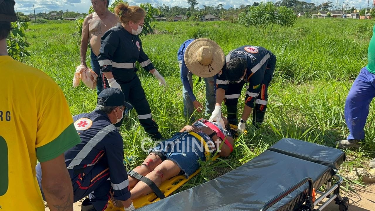 Colisão entre moto e bicicleta deixa mulher ferida no Cidade do Povo