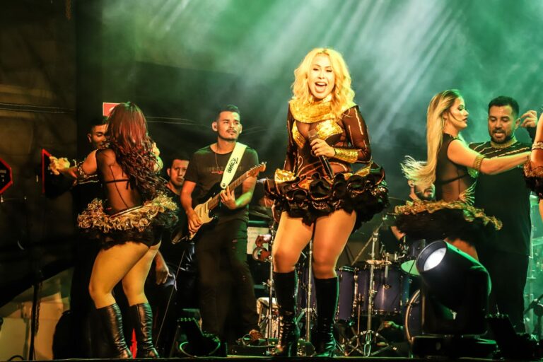 Veja galeria de fotos do show da Joelma no Palácio Rio Branco