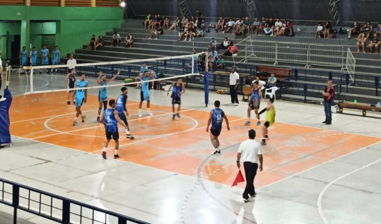 Teles bate a Corpo de virada e conquista fase do Copão Zé Carlos