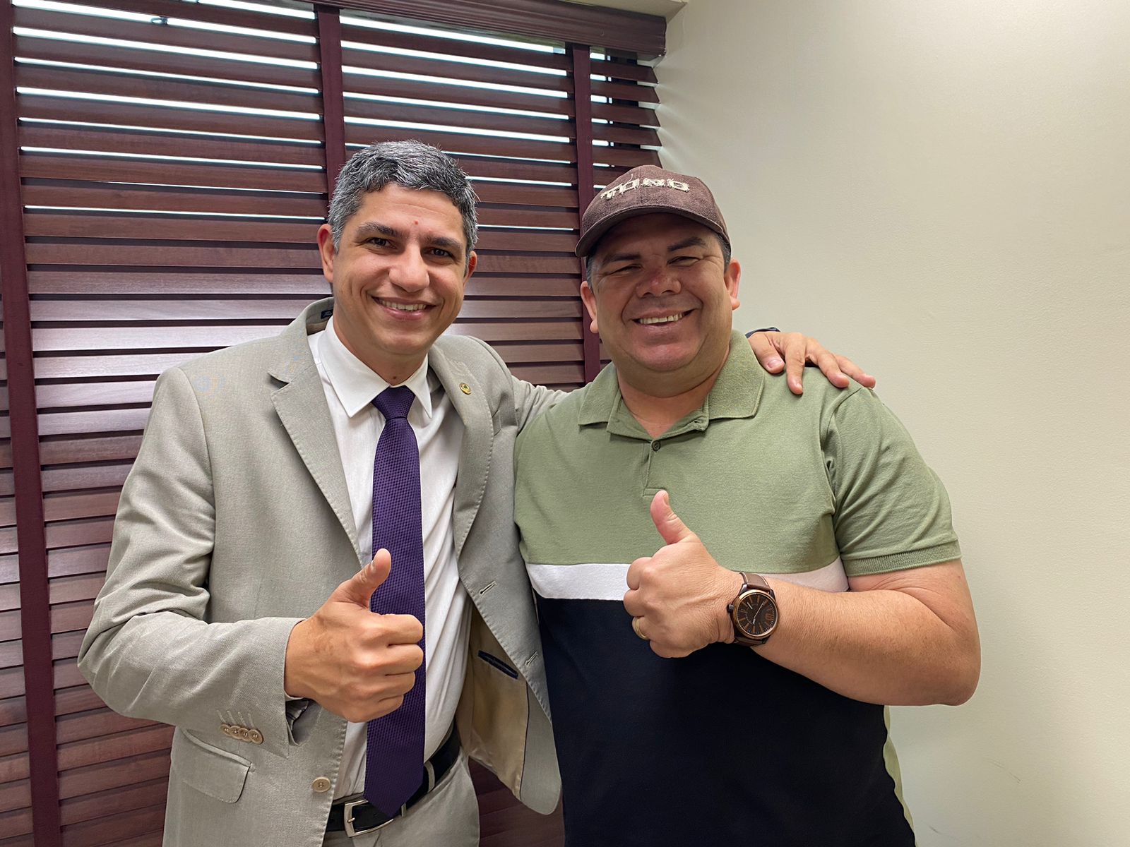 Calegário recebe vereador de Mâncio Lima para tratar de projetos para o município