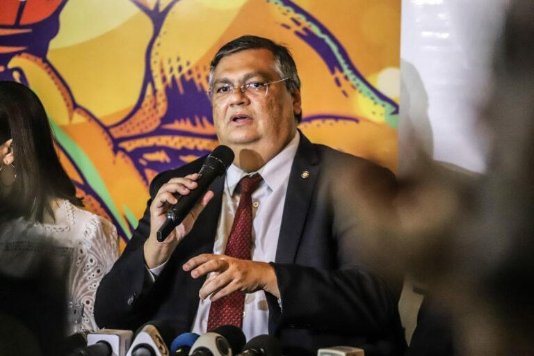 Dino quer que recursos do Fundo Amazônia sejam utilizados para reforçar segurança no Acre