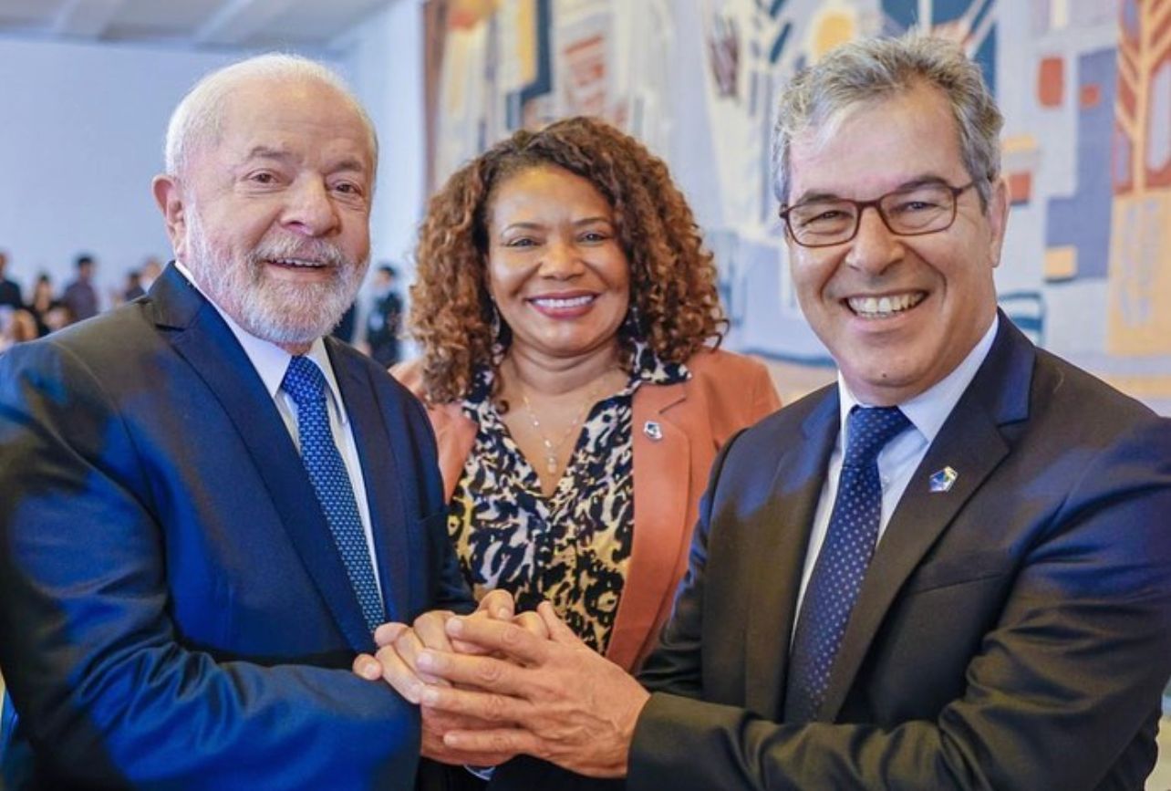 “Quero é poder servir o meu país e ajudar Lula”, diz Jorge Viana ao comemorar volta à Apex