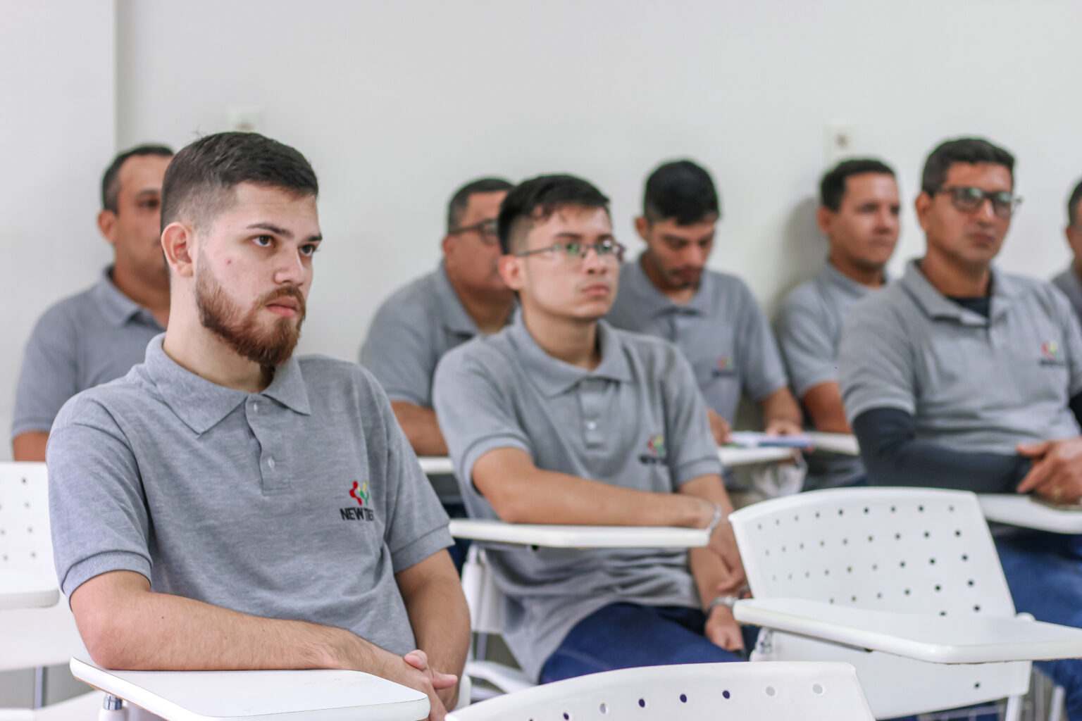 Fundhacre capacita novos maqueiros para atuar no transporte dos pacientes