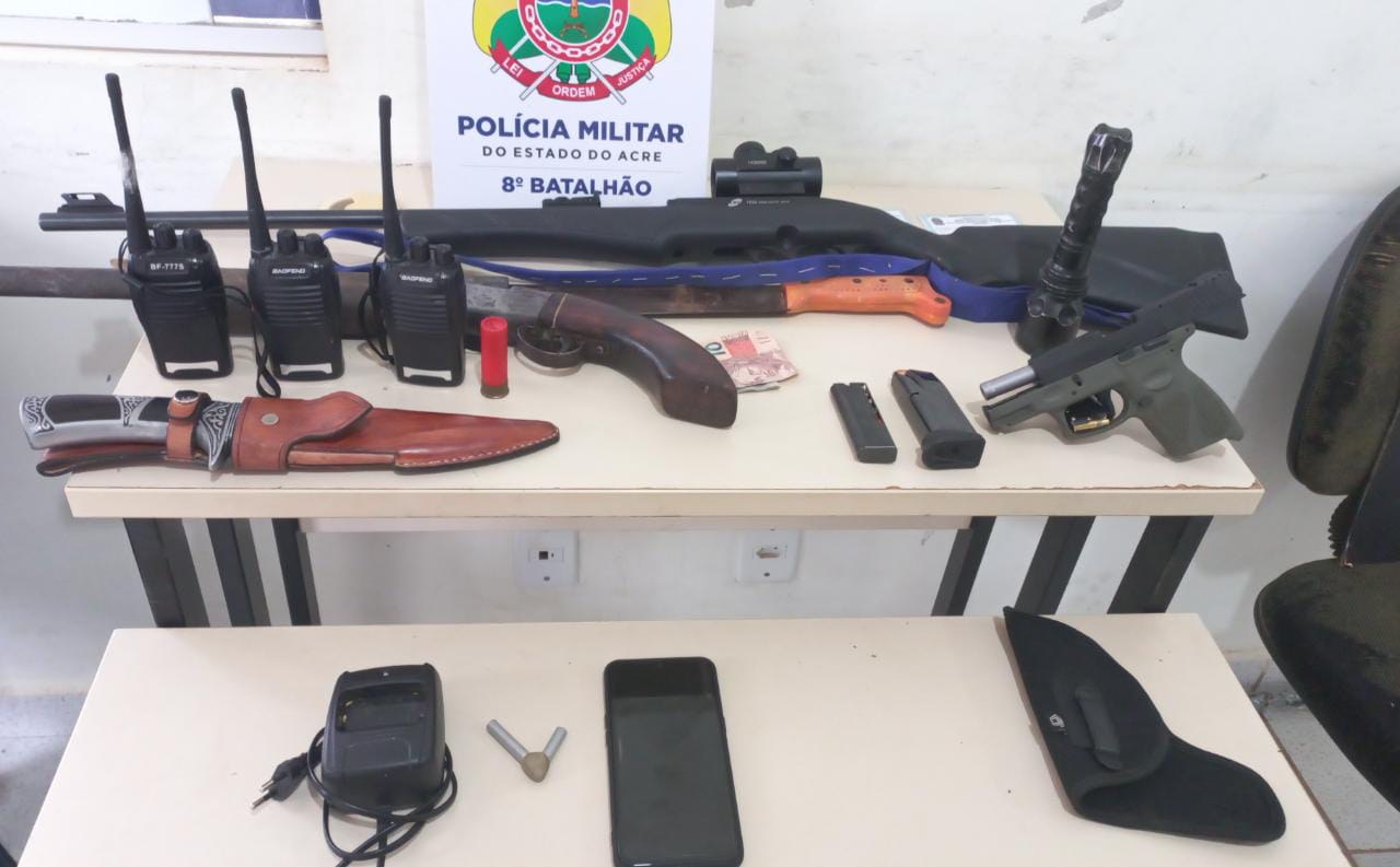 Em Sena Madureira, PM prende assaltantes e recupera armas de fogo