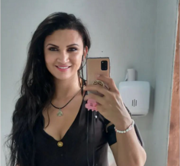 VÍDEO: mulher trans acusa irmã de transfobia e faz denúncia nas redes