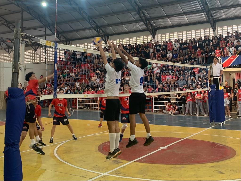 Semifinais dos Jogos Escolares de vôlei serão disputadas no Meta
