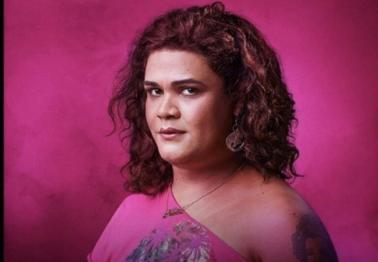 Moradora do Aeroporto Velho, atriz trans Kika Sena é protagonista de série da Globo