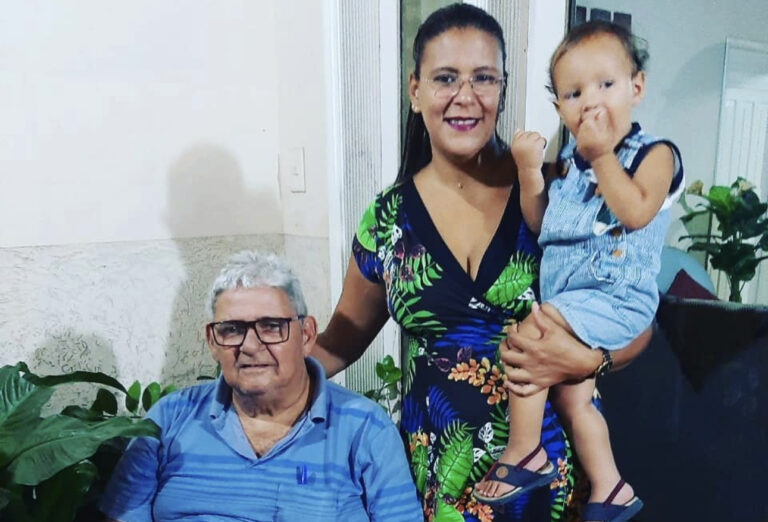 Filha de ex-vice-prefeito faz emocionante homenagem ao falecido pai, no dia de seu aniversário