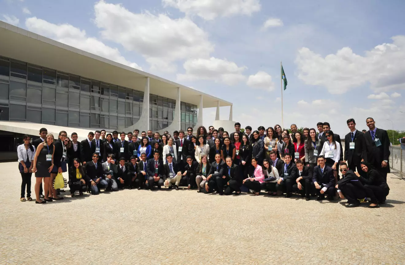 Programa Parlamento Jovem Brasileiro está com inscrições abertas