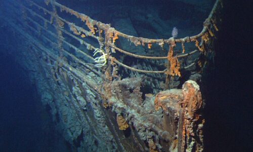 Submarino_turístico_desaparece_durante_expedição_para_observar_o_Titanic_(9)