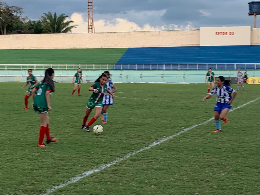 Rodada dupla fecha fase de classificação do Campeonato Estadual
