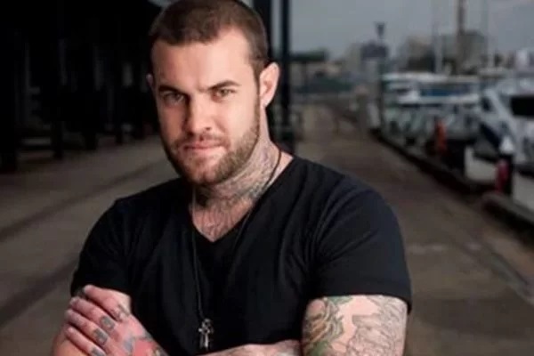 Ex-participante de reality é preso acusado de matar bebê de 9 meses