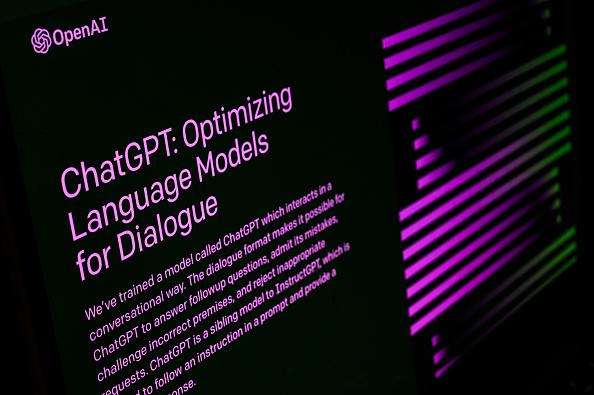 OpenAI culpa usuários por vazamento de contas do ChatGPT na dark web
