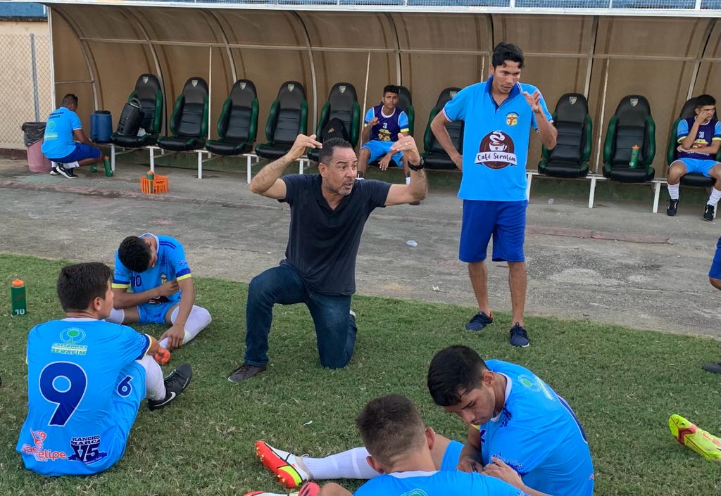 Reintegração de atacante determinou saída de Artur Oliveira do Sena Madureira