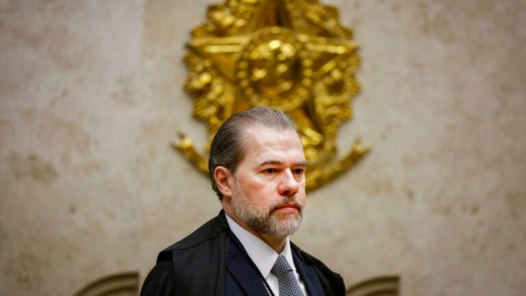 Toffoli suspende novamente julgamento do piso da enfermagem