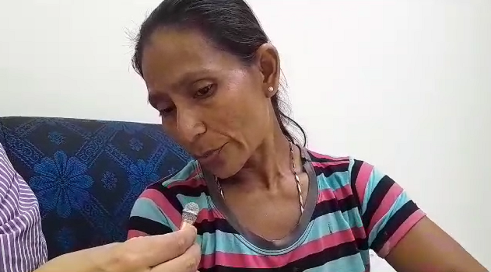 VÍDEO: mãe de sete filhos enfrenta dificuldades e pede ajuda no interior do Acre