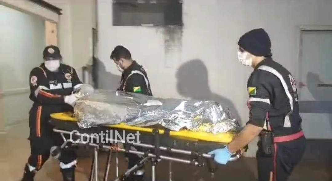 Motociclista tenta fazer ultrapassagem e acaba atropelado por caçamba em Rio Branco