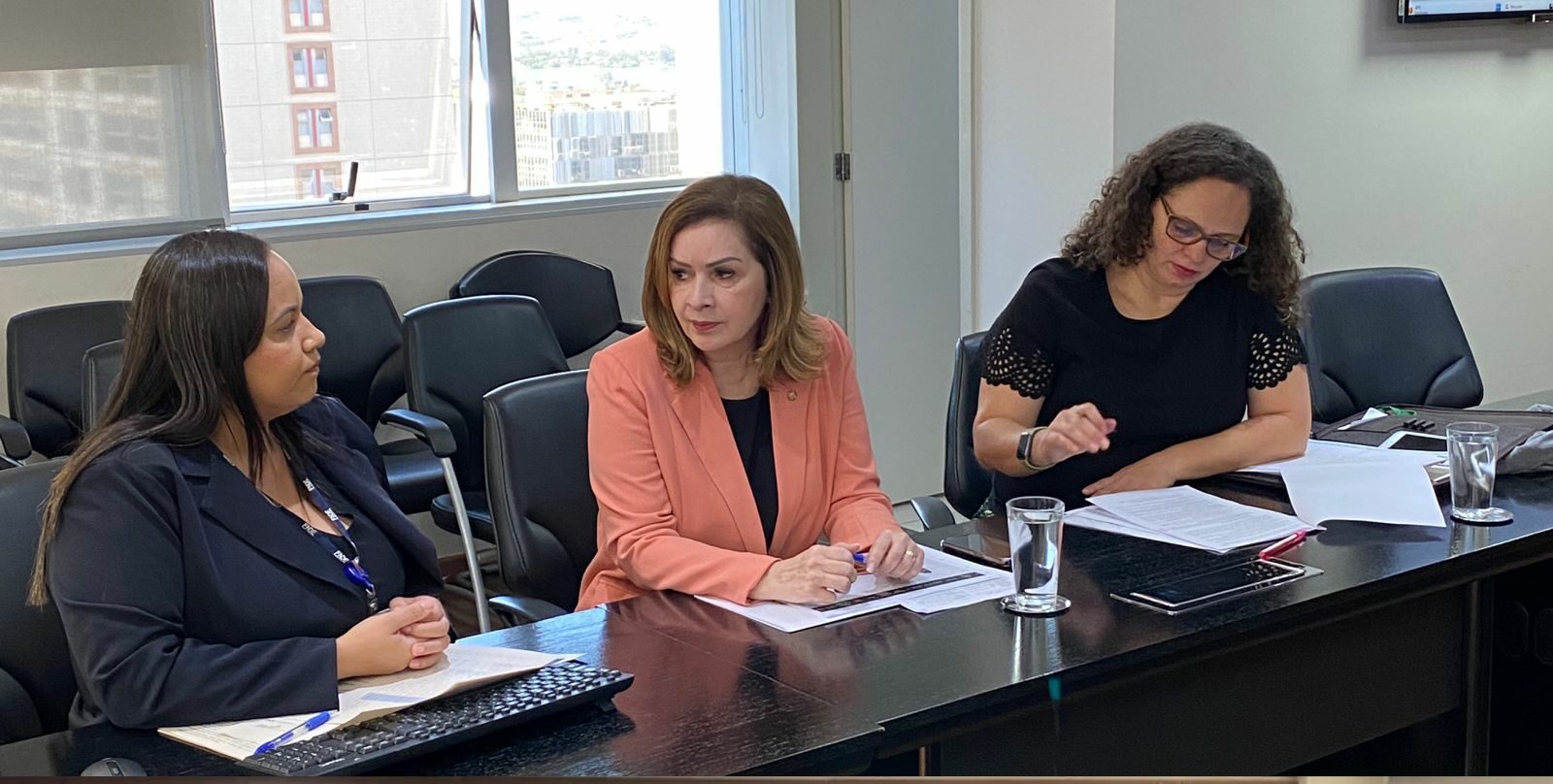 Socorro Neri vai ao FNDE tratar da finalização de obras da Educação no Acre