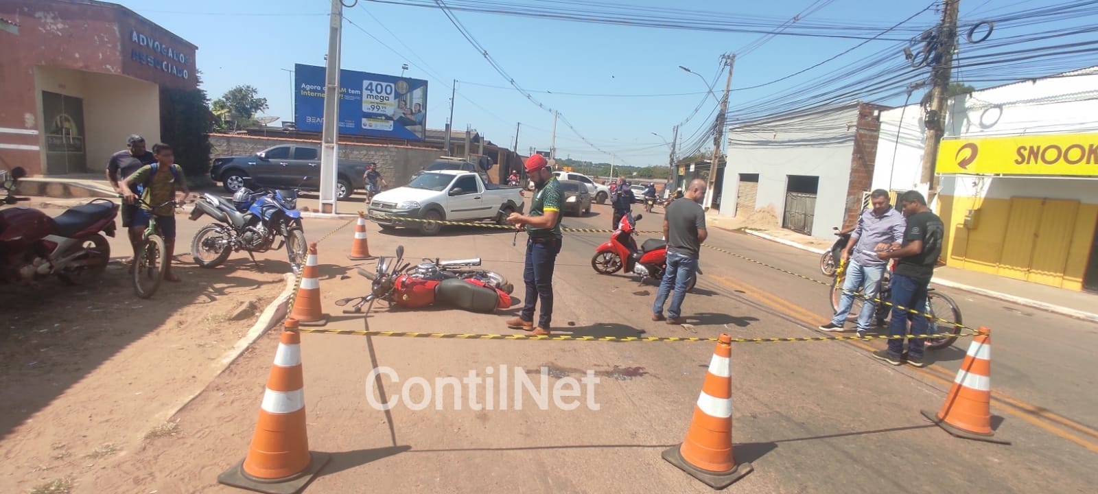 Servidora pública morre após ser arremessada de moto durante acidente