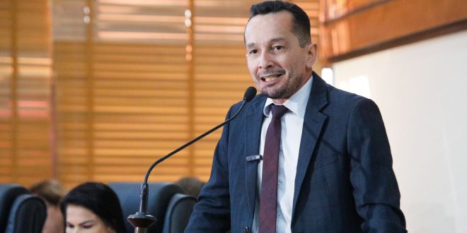 Adailton Cruz: O parlamentar mais produtivo no 1º Semestre da Assembleia Legislativa