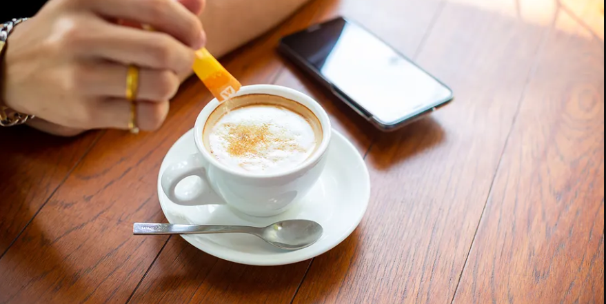 Aspartame: Inca recomenda ‘evitar o consumo de qualquer tipo de adoçante artificial’ após potencial cancerígeno