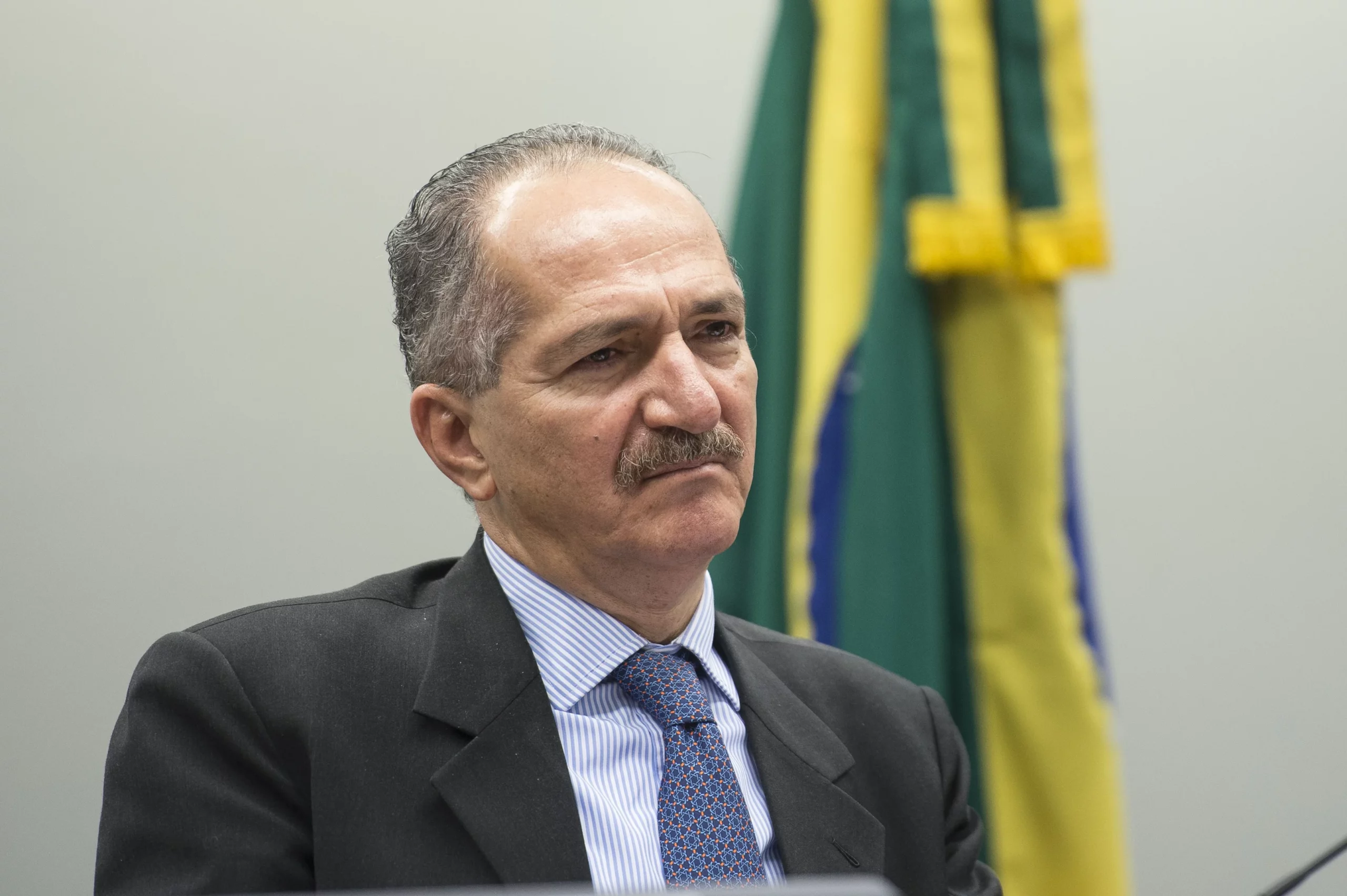 Ex-ministro da Defesa diz que ONGs que atuam na Amazônia travam o desenvolvimento do país