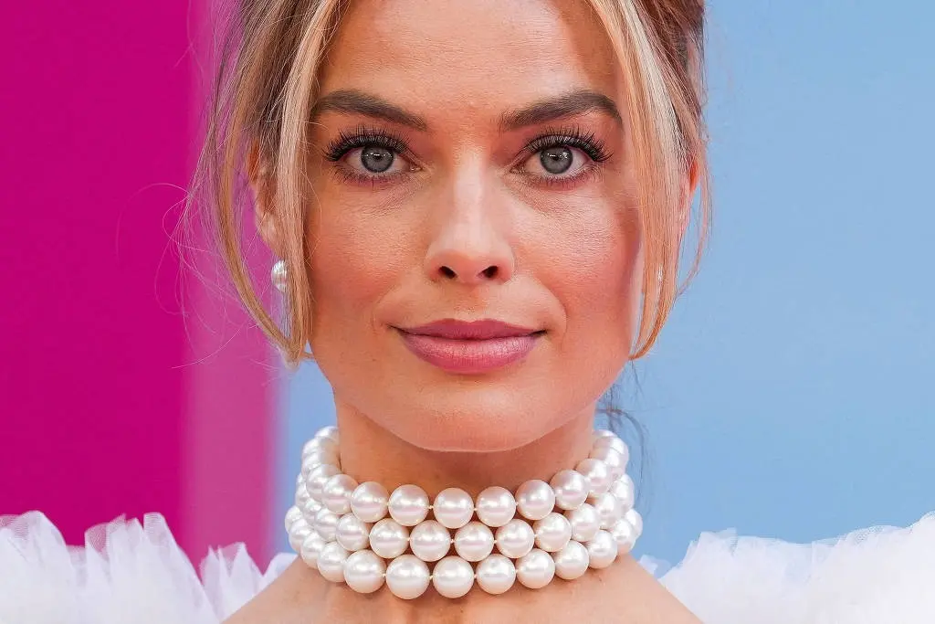 Margot Robbie, estrela de ‘Barbie’, diz que não era fã da boneca quando criança