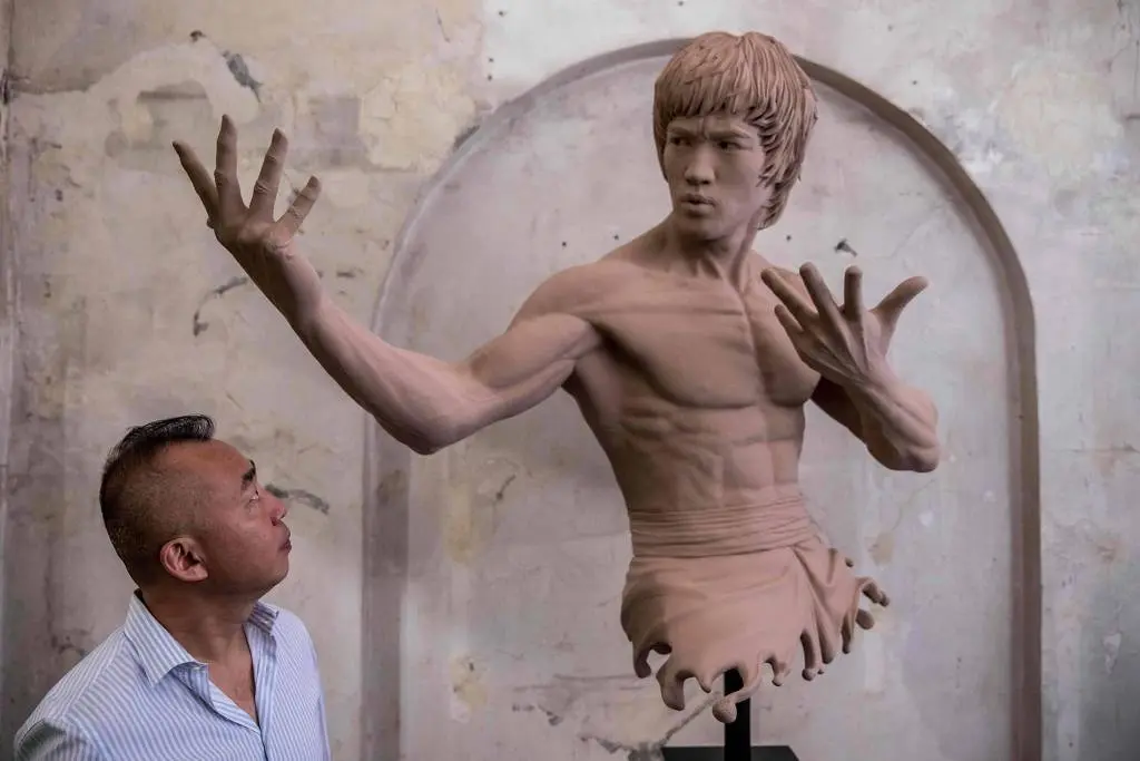 Legado de Bruce Lee sobrevive mesmo 50 anos após sua morte