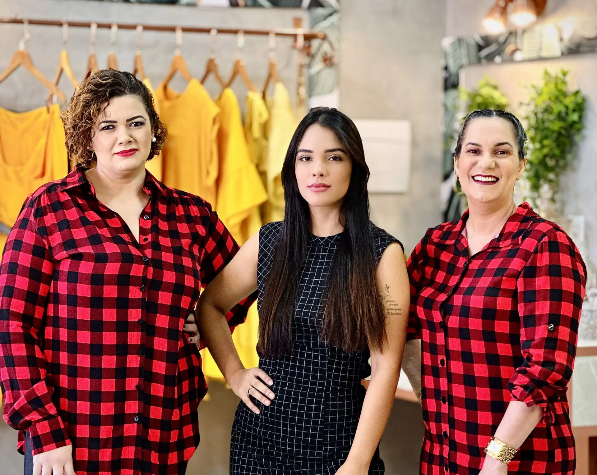 Moda na Expoacre 2023: Closet Tropical anuncia estande e peças promocionais
