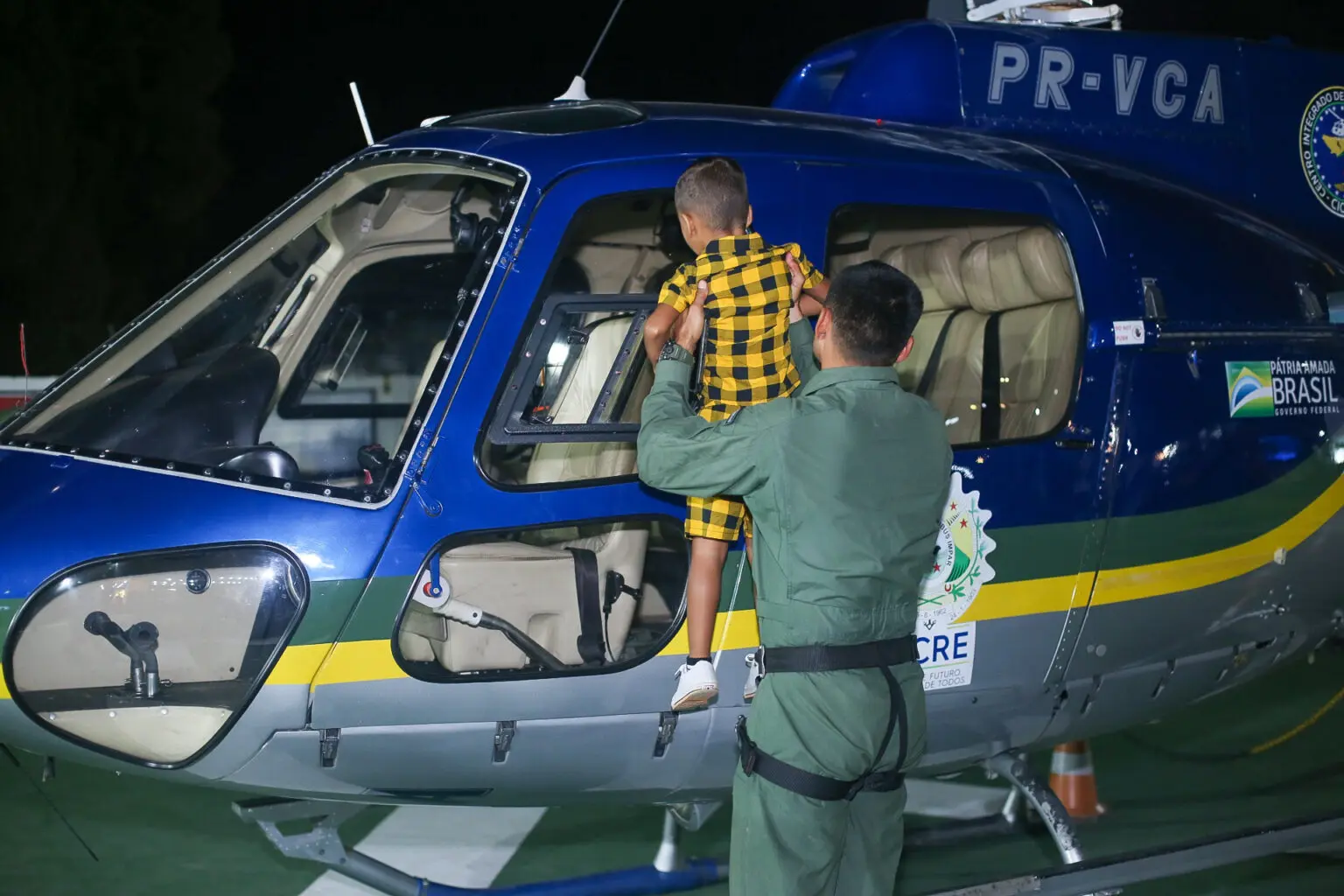 Governo realiza sorteio diário de passeios de helicóptero com acompanhante na Expoacre