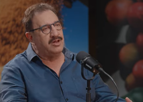 Ratinho diz que sua maior fazenda está no Acre e nunca recebeu dinheiro com crédito de carbono Ratinho diz que sua maior fazenda está no Acre e nunca recebeu dinheiro com crédito de carbono