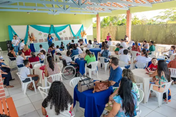 VEÍCULO APAE CZS (10)