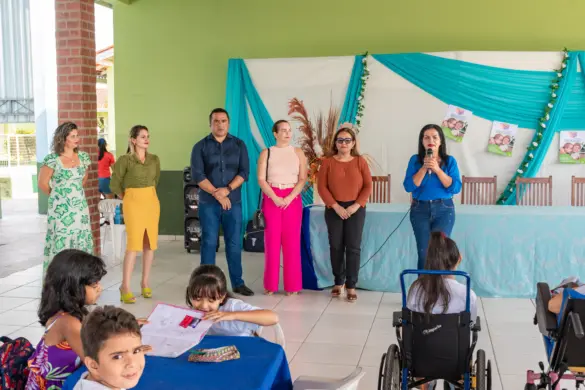 VEÍCULO APAE CZS (13)