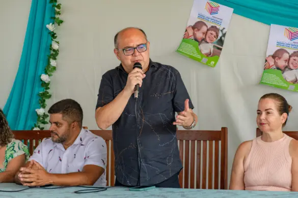 VEÍCULO APAE CZS (25)