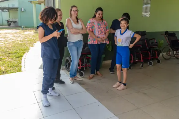 VEÍCULO APAE CZS (5)