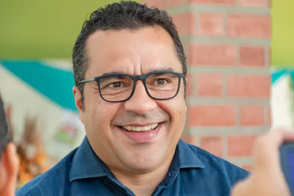 VEÍCULO APAE CZS (7)