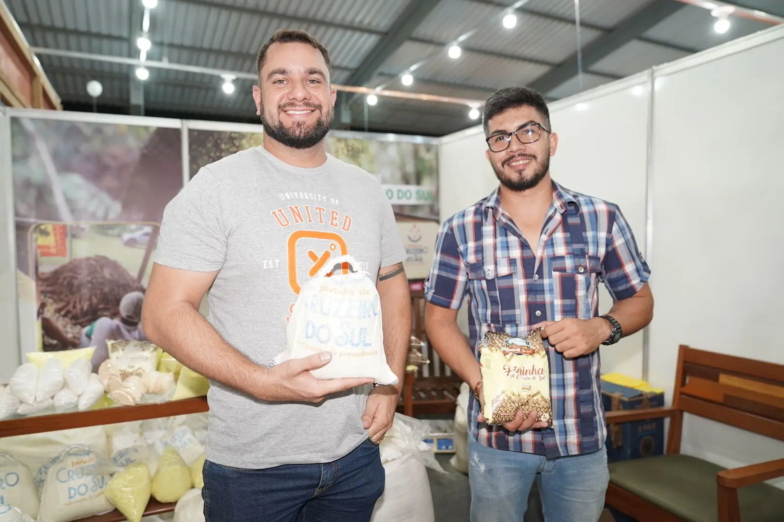 Farinha de Cruzeiro do Sul faz sucesso na Expoacre 2023